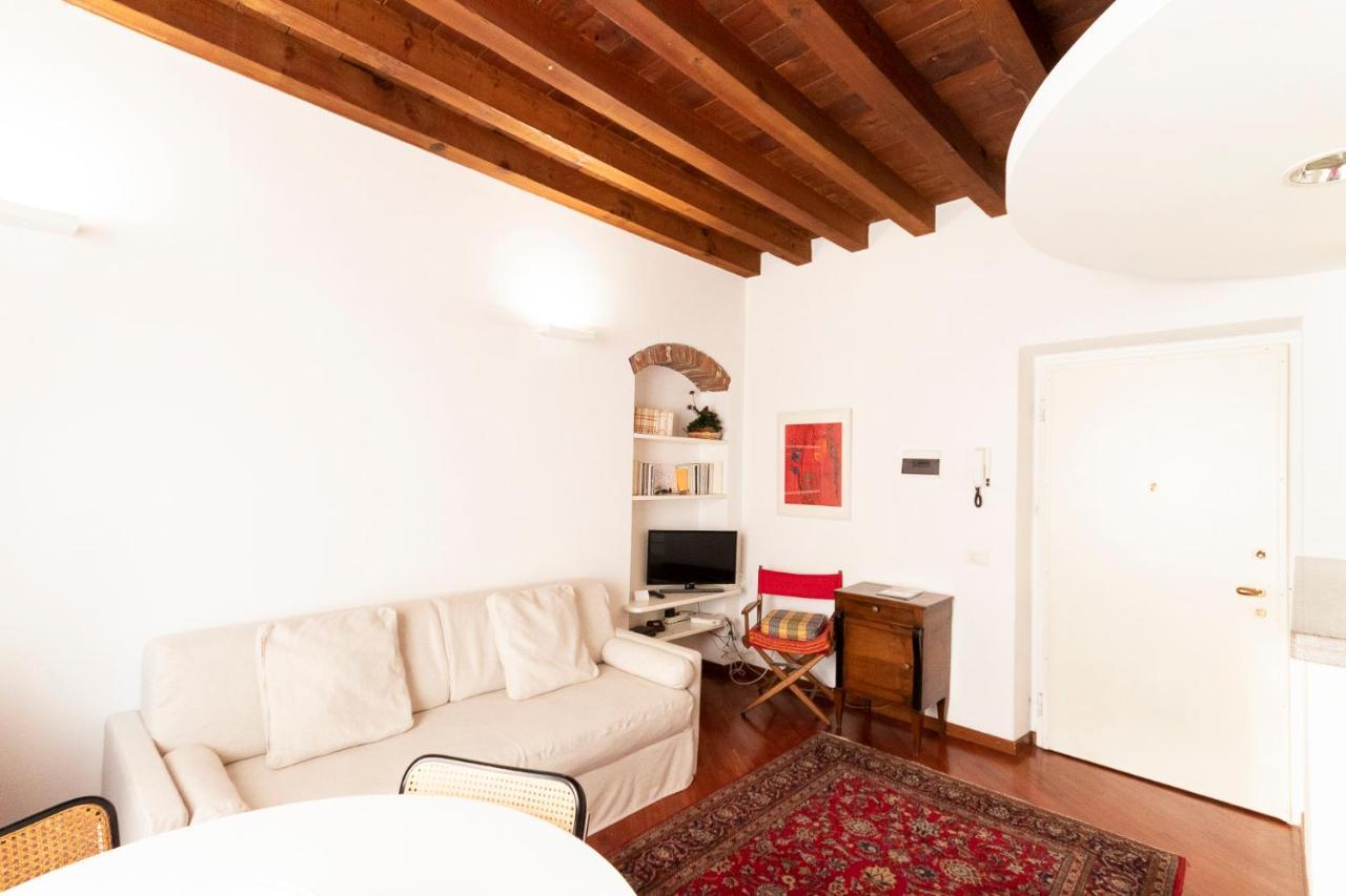 Anfiteatro Apartment In Brera มิลาน ภายนอก รูปภาพ